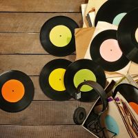 Male And Female New Zealand Voice Over Artists